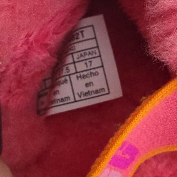 UGG | Fluff Yeah slides Slippers Pink Shearling Girls Sz 10 - Picture 4 of 4